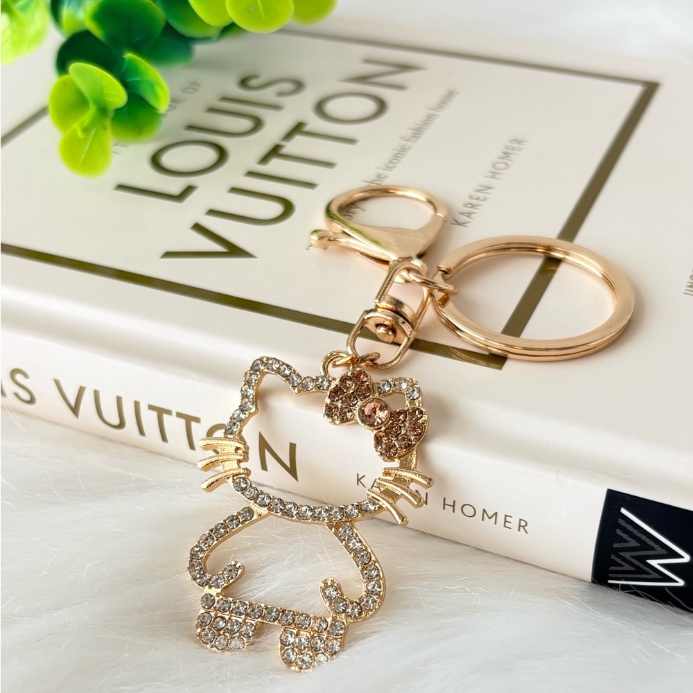 Hello Kitty Gold Bow Keychain/‎ Bag Charm